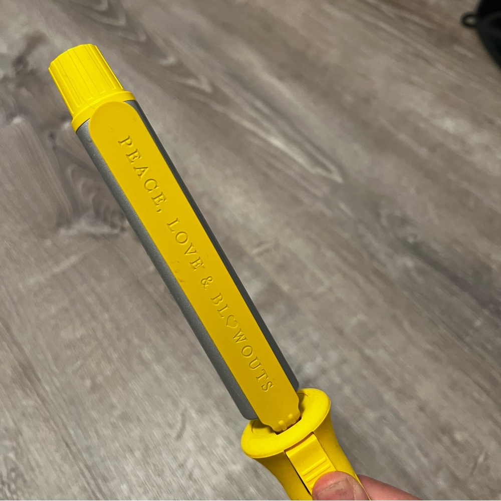 Drybar The Wrap Party Curling and Styling Wand - Picture 5 of 6